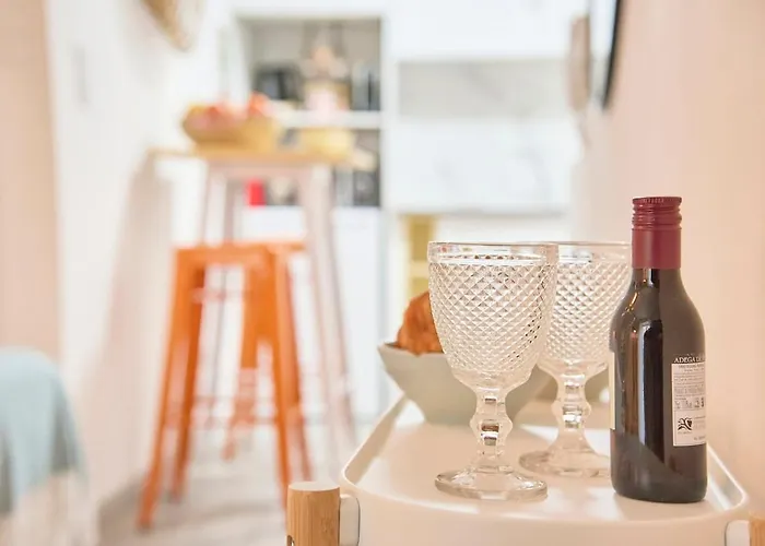 - شقة سيتوبال